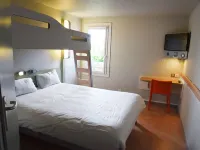 Hotel Ibis Budget Laval - Parking