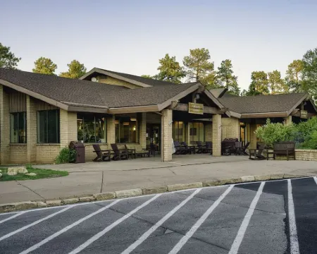 Yavapai Lodge Hotels in Coconino County