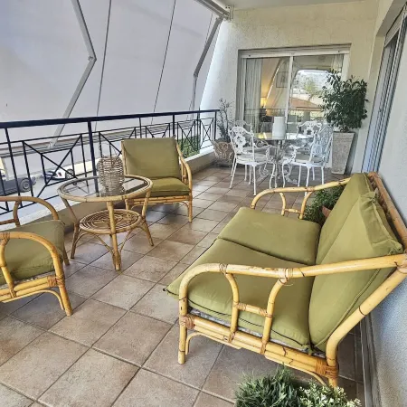 24 NIC - Stay Charm Classic Apartment