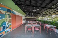 Sreenivas Lodge by Copperfolia