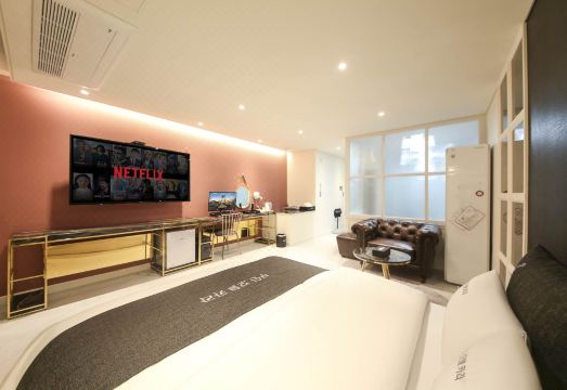 숙소 정책 이미지