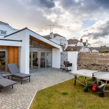 1 Bossiney House in Cornwall