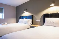 Pairc House Hotel - 2-Star