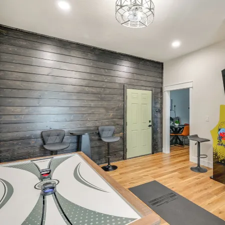 Near CU & Dtwn! Campbellsville Home w/ Game Room
