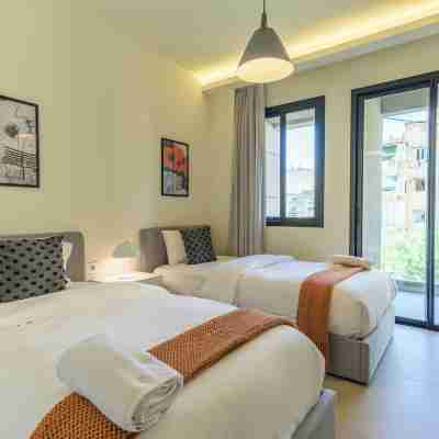 Achrafieh Gate - Modern 3-BR Apartments Rooms