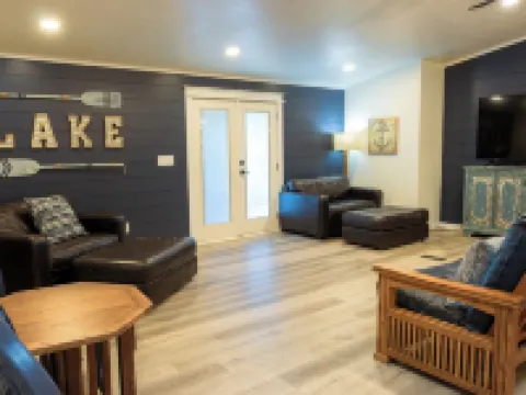 Willow Springs Marina Hotels in Bryan County