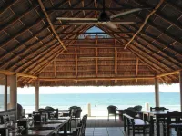 Torreblanca Beach Hotel and Suites Guayabitos - Desayuno y Comida Incluido Hotels in Compostela