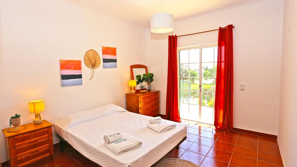 U 02 - Bedroom 2 in Casa Quinta Estação