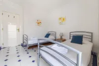 B09 - Beach Street Apartment in Lagos - balcony