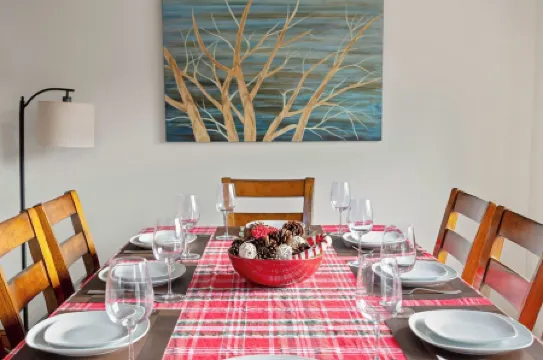 Camelback in Your Backyard! 4Br Townhome-3 Full Bath