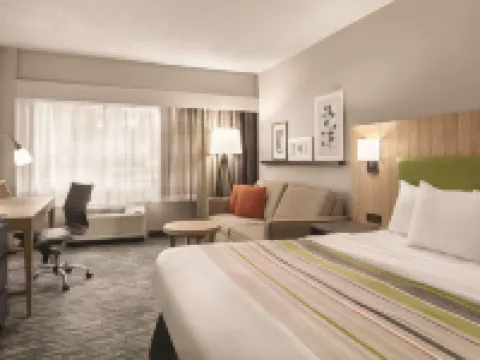 カントリー イン & スイーツ バイ ラディソン ウィリアムズバーグ イースト (ブッシュ ガーデンズ) バージニア ロバーツのホテル