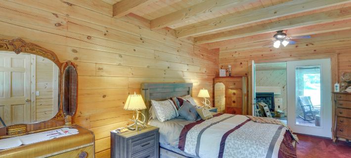 Serene Valley Bend Cabin Rental: 7 Private Acres! Hotels in Randolph County