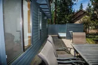 Blue Goose With Hot Tub & Sharc Access - Country Houses