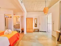 Outsite Todos Santos - Formerly Perro Surfero Hotel Boutique - balcony