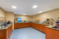 Comfort Inn & Suites Michigan City South - breakfast