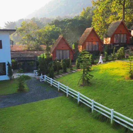 Hug Night Home & Resort