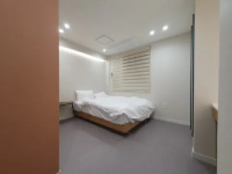 Dangjin Staymatdolchae Pool Villa