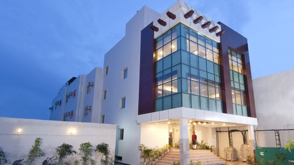Hotel Deviram Palace