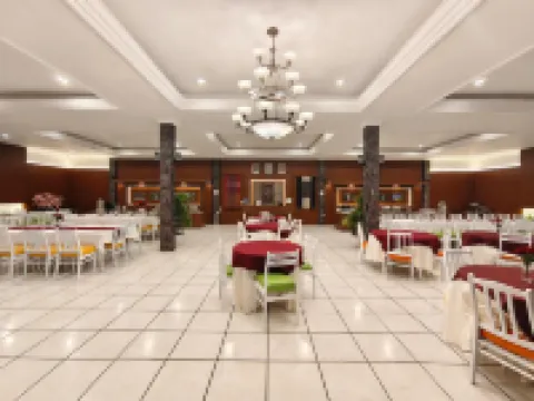 Toledo Inn Hoteles en Simanindo