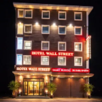 Wall Street by Rivlet Hotels near Shanti Van