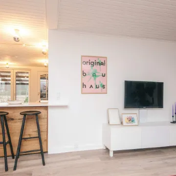 Nature Escape: Forest & Lake Access