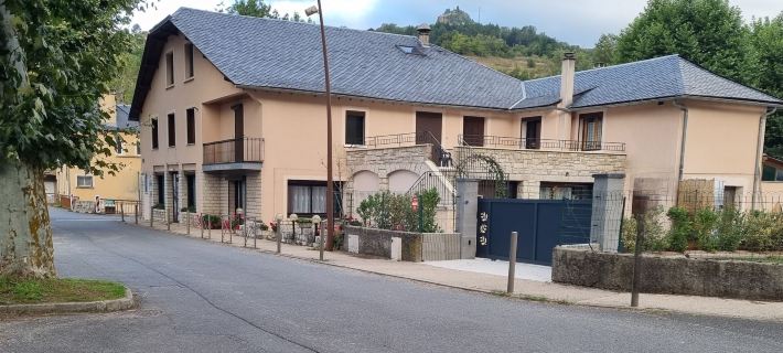 Au Pont de la Gineze Hotels in Lozere