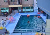 Luxurious Awoyaya Apartment With Private Pool and Garden - Private Pools