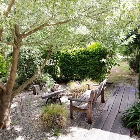 Spacious 4-bed Home in Central Tenterfield