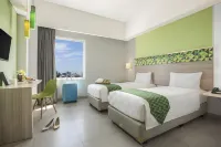 Khas Makassar Hotel - piscine