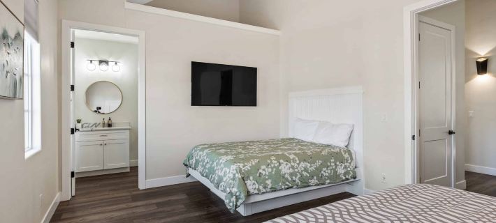 The Hudson #F2 Townhouse Hotels in Hurricane