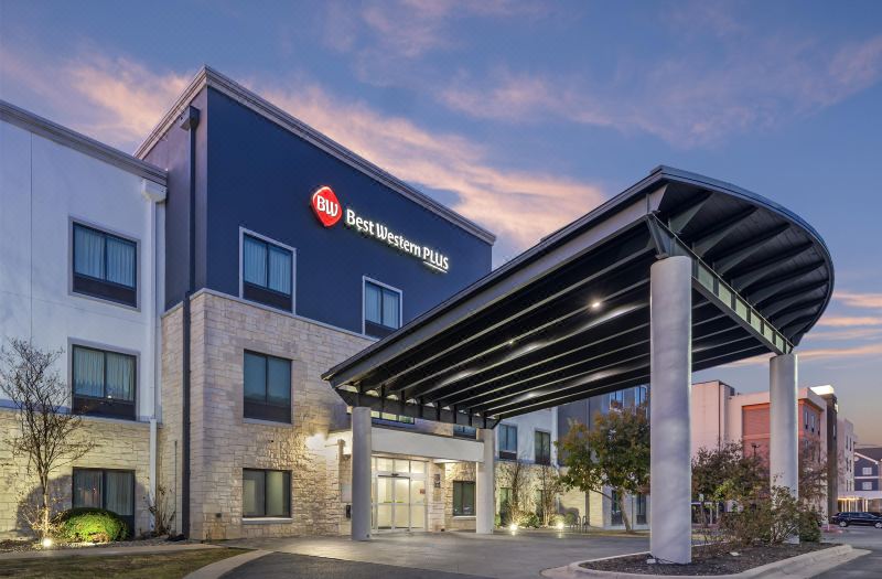 Best Western Plus Austin Airport Inn Suites