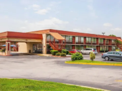 Econo Lodge Dyersburg I-155 Hotels in Dyer County