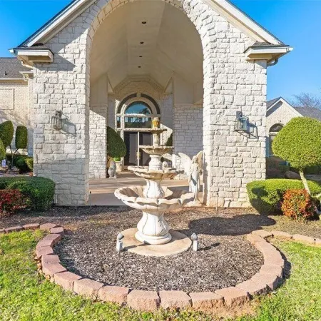 NEWHOUSE MANSION DALLAS TOP 10 Vacation Rental  POOL and SPA3 Acres Of Land