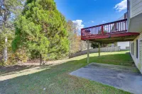 Great for Families! Suburban Home in Ruther Glen - 2-Star