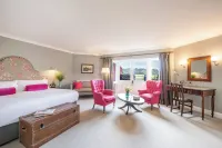 Burley Manor - Pet-friendly