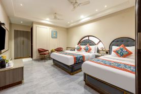 HOTEL SAPPHIRE HOUSE