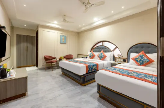 HOTEL SAPPHIRE HOUSE Hotels in 