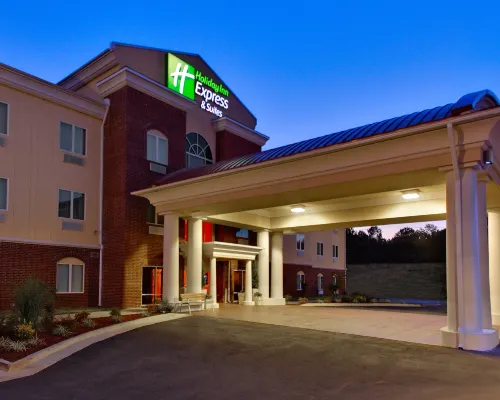 Holiday Inn Express & Suites Malvern by IHG Hotels in Malvern