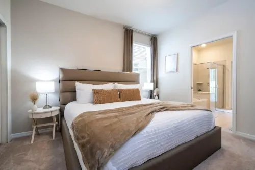 Gorgeous 6Bd w Pool Game Room at Windsor Island 4450