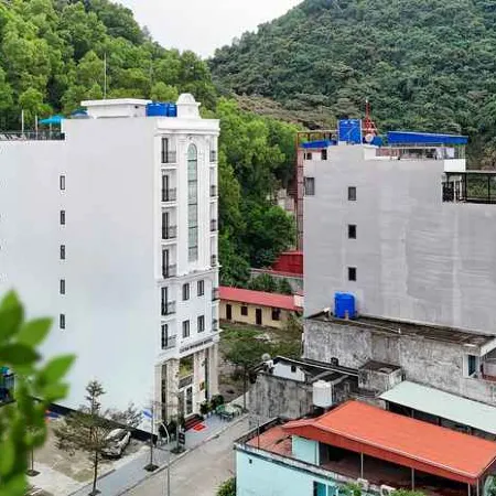 Cat Ba Wonder Hotel Отели рядом с достопримечательностью «Порт Cat Ba»