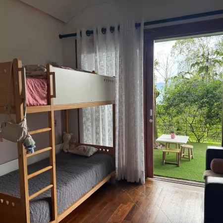 Stylish, bioclimatic family house