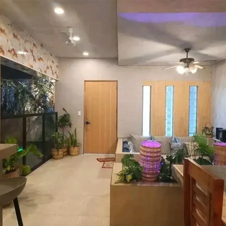 Comfortable 2-Story Home for Families