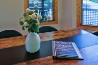 Moose Shack - Mountain Views · Spa King Suite · Game Room · 3 Patios