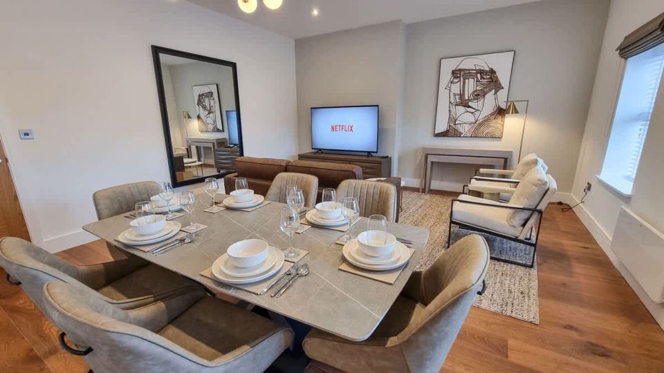 Luxury Altrincham Apartment by City SuperHost