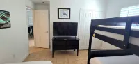 "Luxurious Villa" 2 Bedroom / 2 Bath