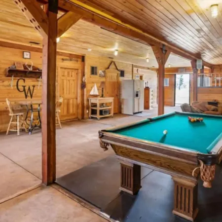 Phantom Canyon Resort