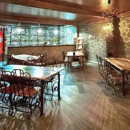 Mina Hotel