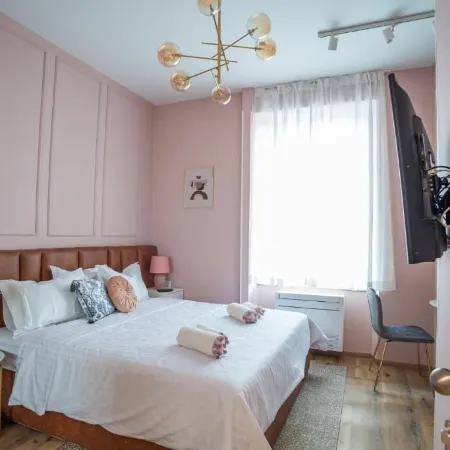 Center de Lux Studios “ Zara “