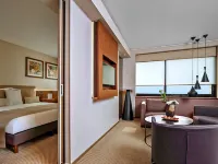 Crowne Plaza GENEVA by IHG فنادق في جنيف