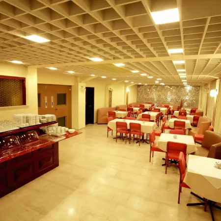 Grand Hotel Loutraki